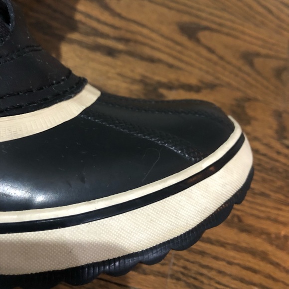 Sorel Winter Carnival boots - Picture 6 of 9